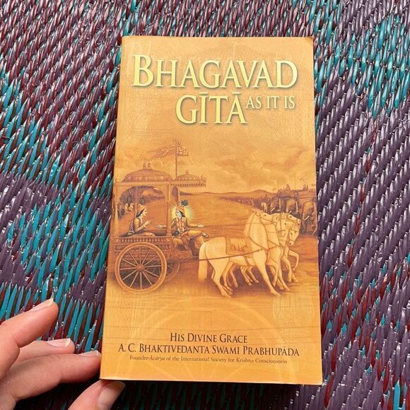 BHAGAVAD GITA AS IT IS Soft Cover Book - Picture 2 of 3